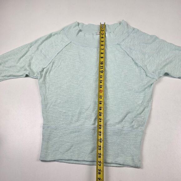 Free People We The Free Sweater Womens Small Mint Green Raglan Pullover Cropped - Picture 4 of 10